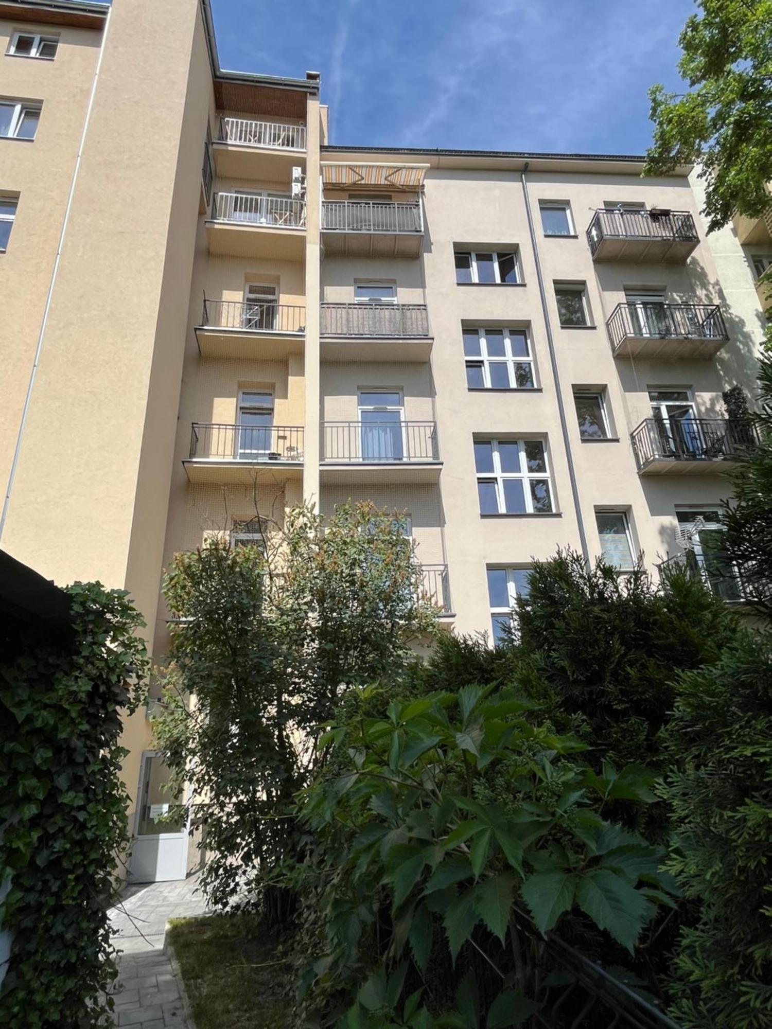 Feelhome Apartment With Kitchen Krakow Exterior photo